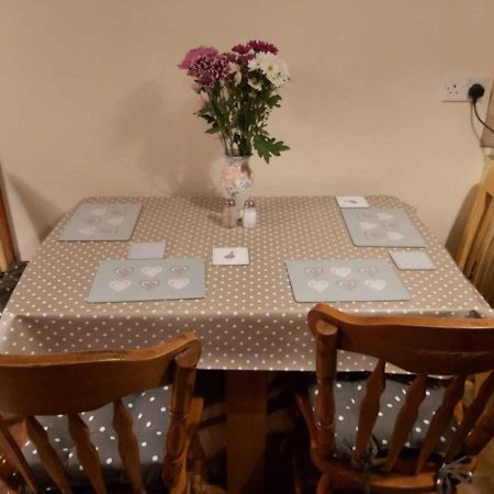 Lovely 2-Bed Cottage At The Foot Of The Mournes Newry Luaran gambar