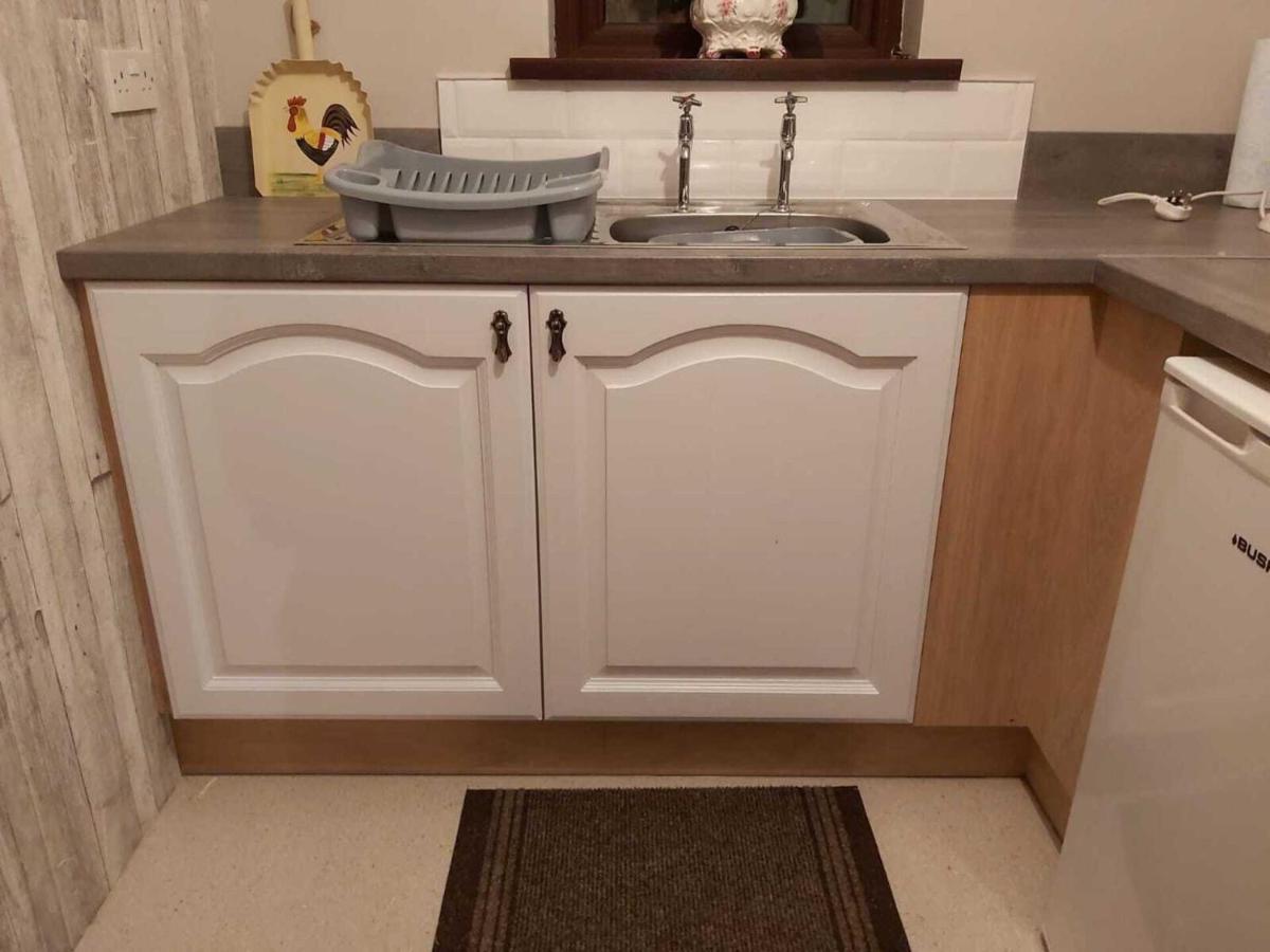Lovely 2-Bed Cottage At The Foot Of The Mournes Newry Luaran gambar