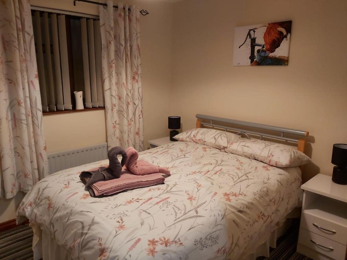 Lovely 2-Bed Cottage At The Foot Of The Mournes Newry Luaran gambar