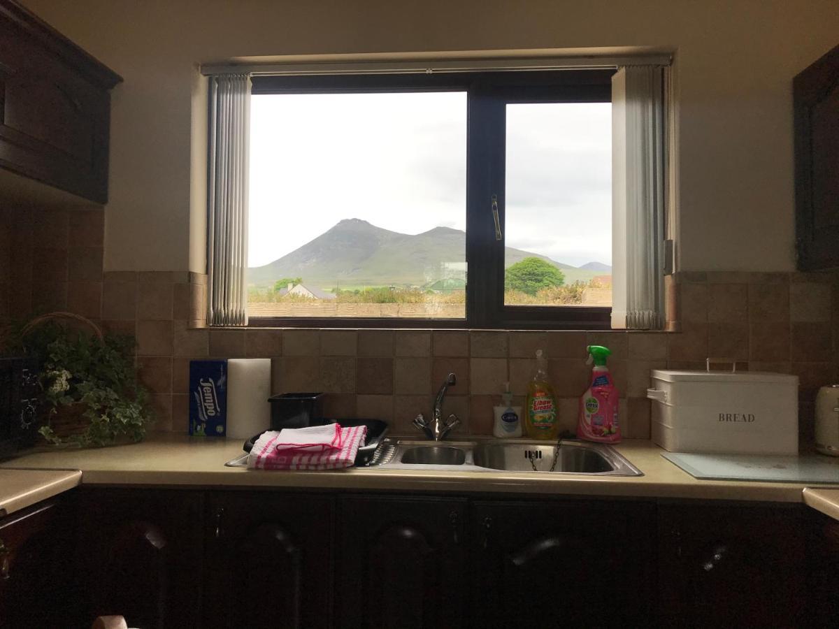 Lovely 2-Bed Cottage At The Foot Of The Mournes Newry Luaran gambar